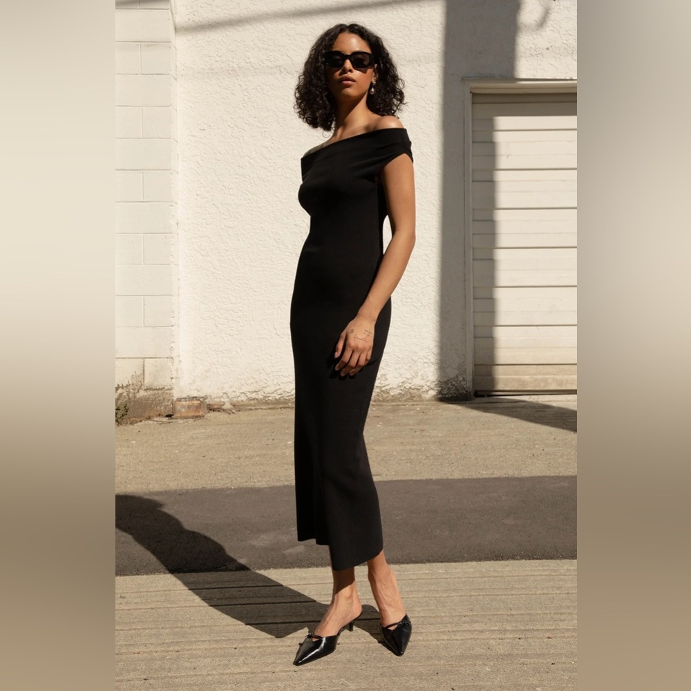NWOT Oak and Fort Cowl neckline off shoulder midi dress size xs